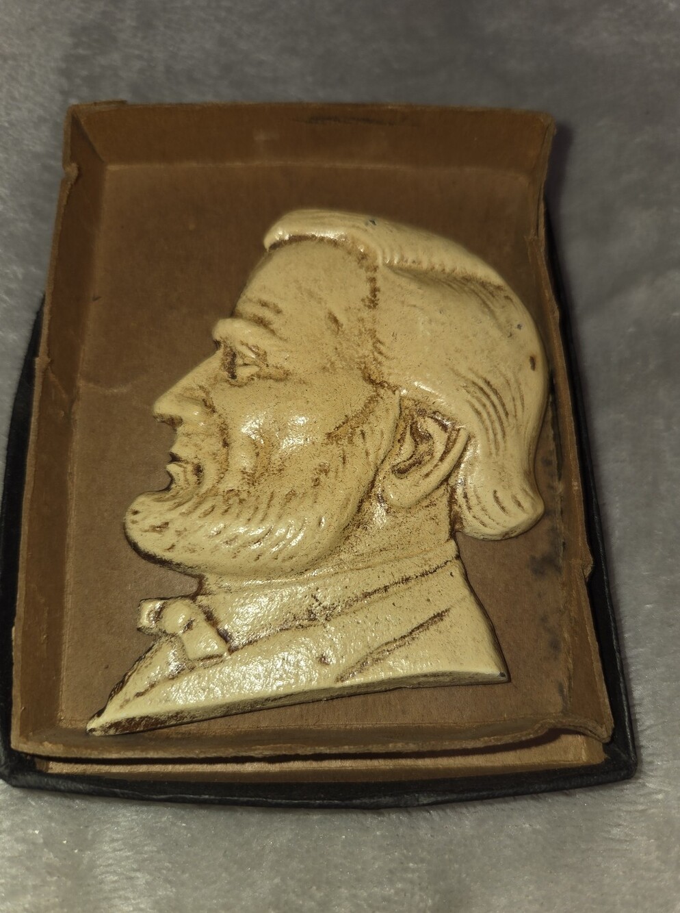 Vintage Cast Iron Abraham Lincoln Profile Wall Plaque
